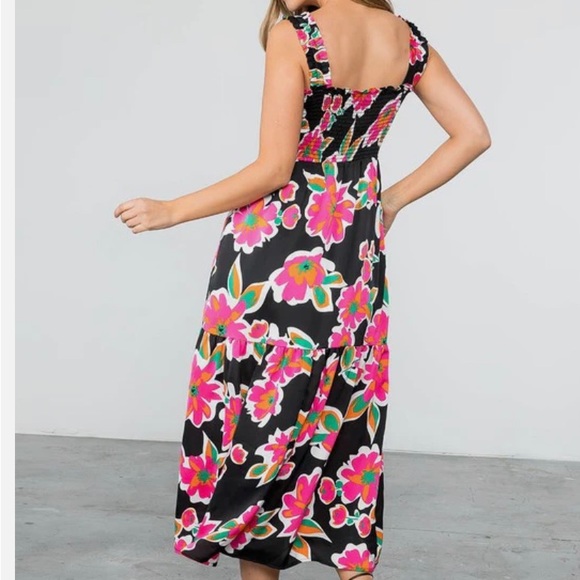 NWT THML Smocked Floral Midi/Maxi Dress - Picture 2 of 10